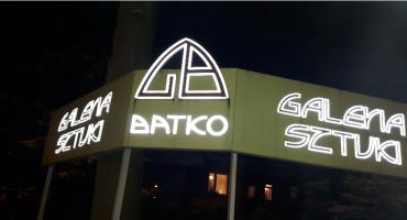 Galeria Batko - promocja książek ks. Stefana Misińca i wystawa malarstwa na szkle.